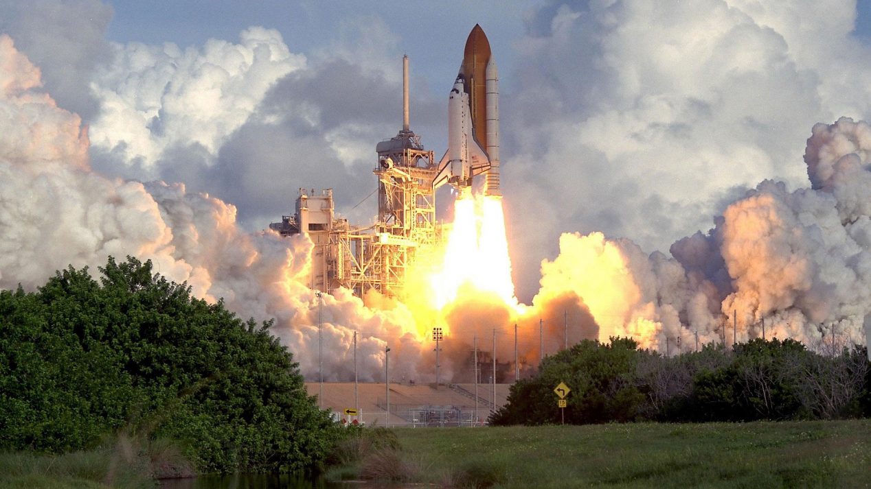 image of shuttle liftoff